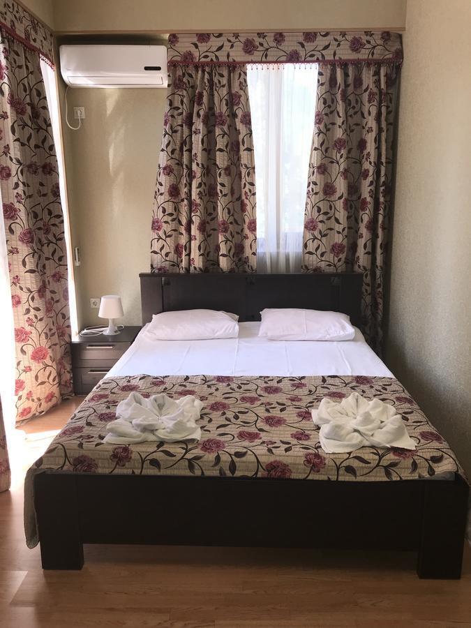 Lernest Hotell New Athos Exteriör bild